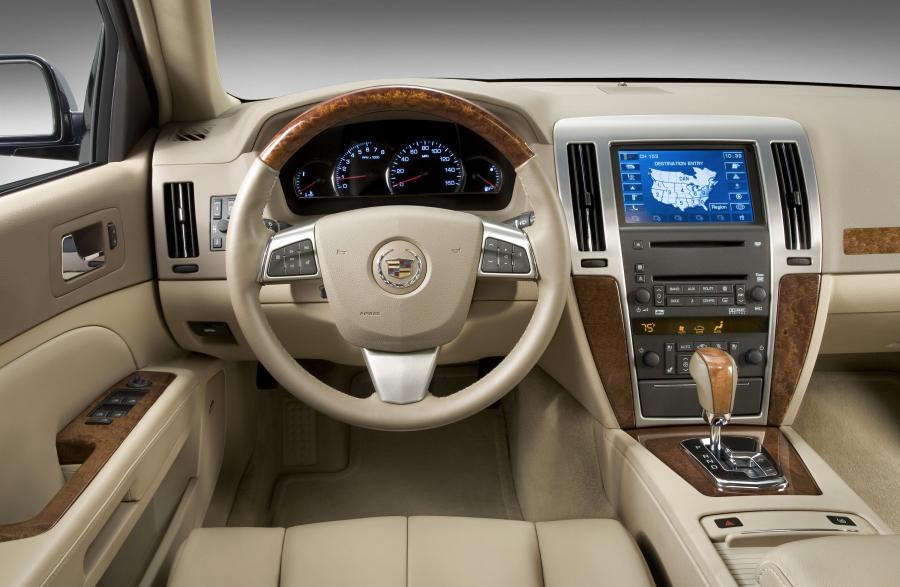  Cadillac STS 2008 года  (фото 10 из 22)